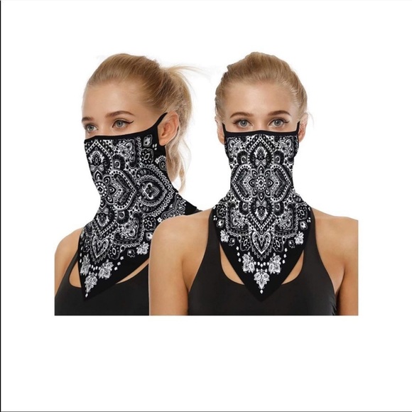 2/$20 Black and white floral face gaiter - Picture 5 of 5